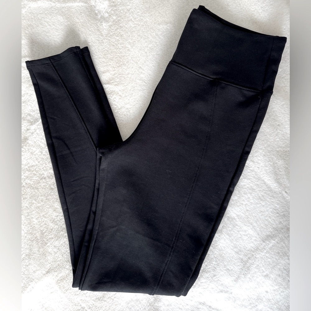 Assets by Spanx Black Ponte Knit Leggings, Size XL - NWOT - Picture 4 of 8